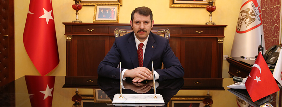 Vali Salih Ayhan